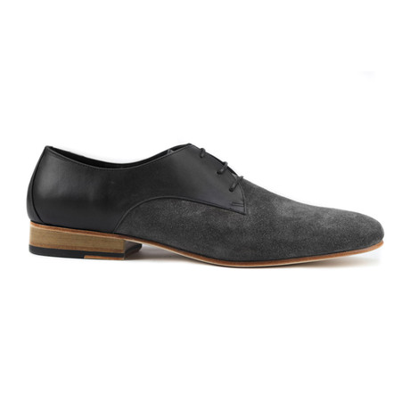 Munguia - Hand-Cut + Hand-Sewn Modern Shoes - Touch of Modern