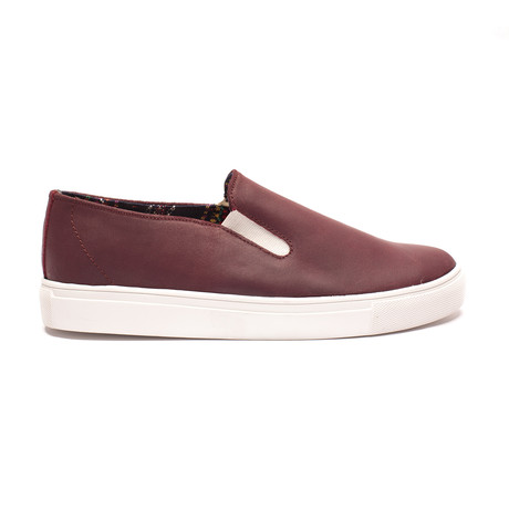 Surplus Slip On // Ruby (US: 7)