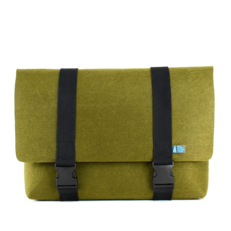 Peter Messenger Bag // Olive Green