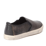 Hit The Brakes // Rusty Black (US: 8)