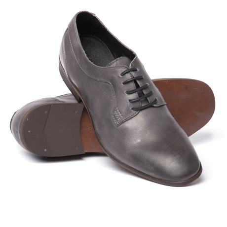 Buddy Plain Toe // Black (US: 8)