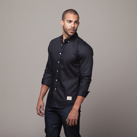 Signature Woven Button Down // Black (S)