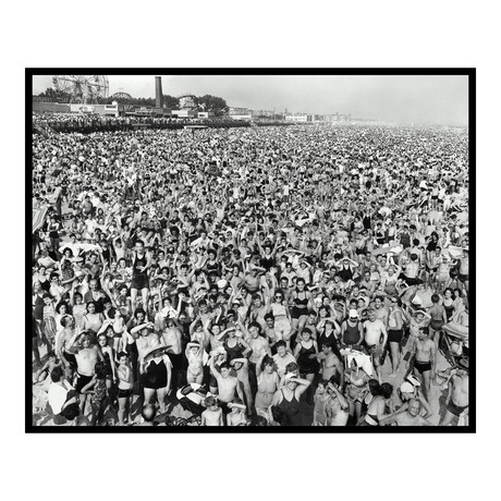 Afternoon Crowd at Coney Island, Brooklyn, 1940 (15.4"L x 12.5"W x 2"H)