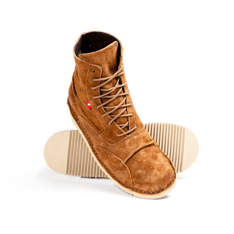 Domo Suede Boots (US: 7)