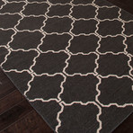 Flat-Weave Moroccan Pattern Wool // Black & Ivory (2'L x 3'W)