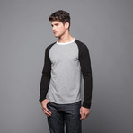 Booth Heather Grey Contrast Sleeve Crew Neck T (M)