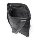 Black Label Messenger Bag (Black)