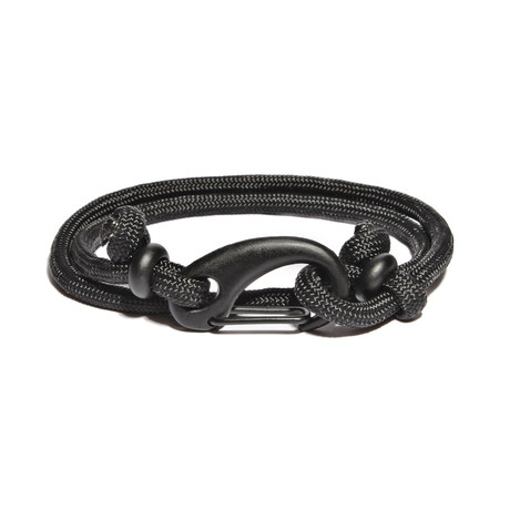 Black Paracord Bracelet