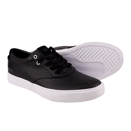 Creative Recreation // Prio Low Top // Black + White (US: 8)