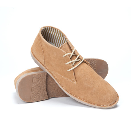 Fogerty Suede Chukka // Tan (UK: 7)