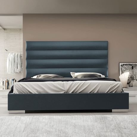 Prince Bed // Summer Blue (Cal King: 89"L x 78"W x 61"H)