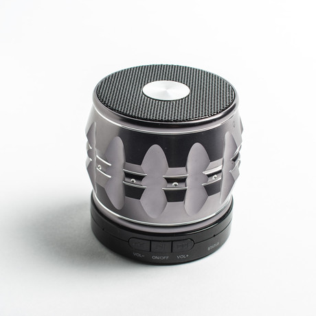 Shrox Bluetooth Speaker // Titanium