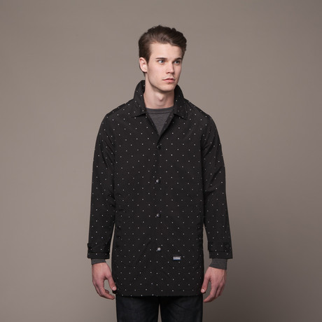 Font Dot Single Coat // Black (M)