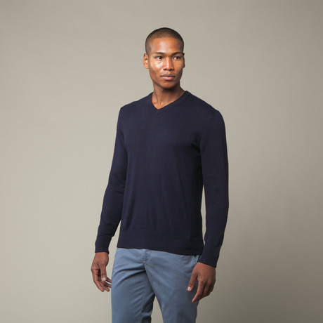V-Neck Cotton Sweater // Navy (M)