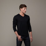 Pima Cotton Long Sleeve V-Neck // Black (L)