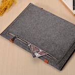 MacBook Sleeve // Leather Magnetic Strap (11" MacBook Air)