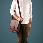 Bourne Vintage Leather Despatch Bag // Treacle