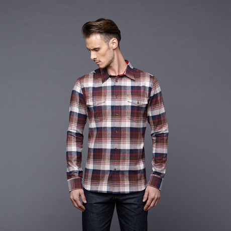The Ainswort Plaid Flannel Button Up //  Rich Clay (L)