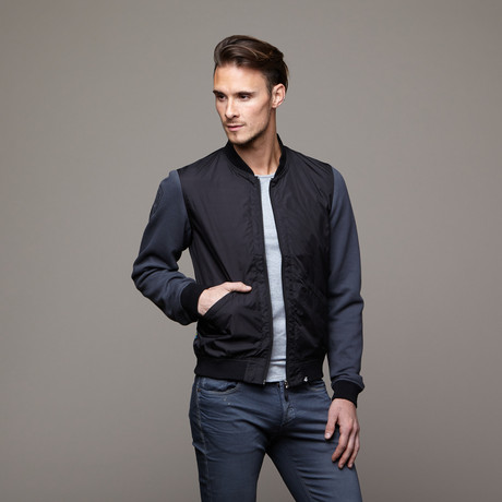 Mio Bomber // Black (XS)