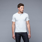 Mister Henley // Off White (S)