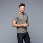 Mister Henley // Olive (L)