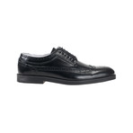 Logan 3 Brogue // Black Polido (Euro: 44)