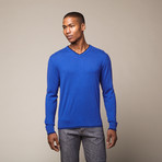 Palconet V-Neck Sweater // Coastal Blue (M)
