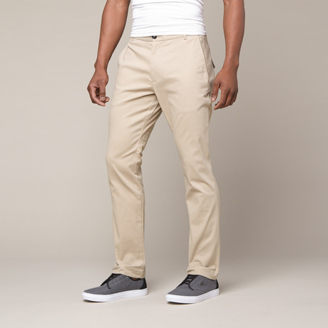 Commuter Chino // Khaki (30)