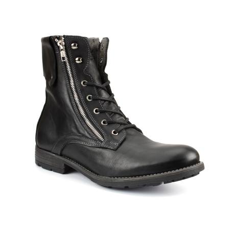 Devoe Boot // Black (US: 7)