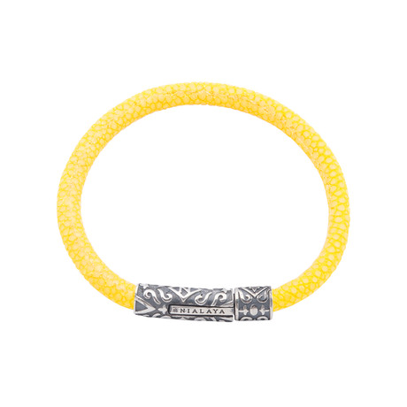 Yellow Stingray with Silver Clasp (Medium)