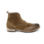 Hoo Leather + Suede Brogue Wingtip Angus Boots (Euro: 42)