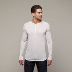Eco-Splash Shirttail Henley // Splash Macadamia (XL)