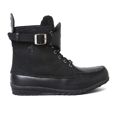 Psyberia // Endura Boot // Black (US: 7)