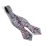 Floral Bow Tie // Animated