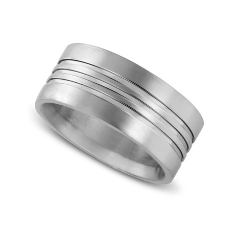 Grooved Titanium Ring (Size 7)