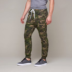 The Scurry Jogger // Woodland Camo (S)