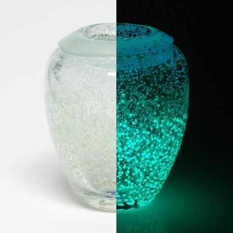 Glass Vase Sculpture // 207890