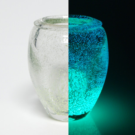 Glass Vase Sculpture // 207892