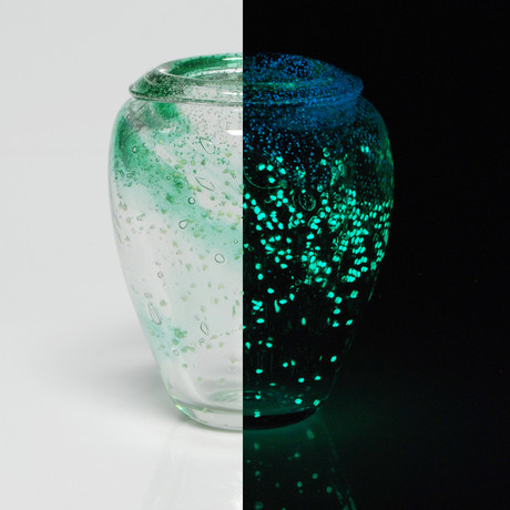 Glass Vase Sculpture // 207912