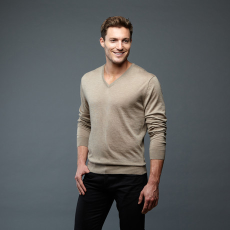 Cashmere V-Neck Pullover // Bamboo (S)