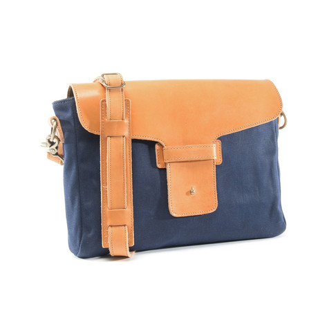 No. 13 Platypus // Satchel