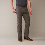 Joe's Jeans // The Brixton Straight + Narrow // Bark (28WX34L)