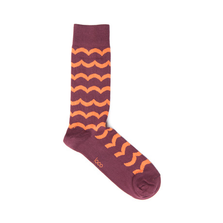 Wave Socks  // Maroon