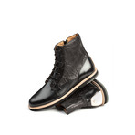 Hutchinson // Black (Euro: 42)