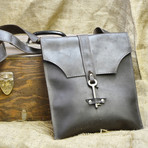 Ayre Messenger Bag