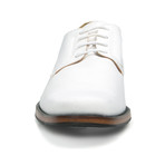 Naval Oxford // White (US: 8.5)