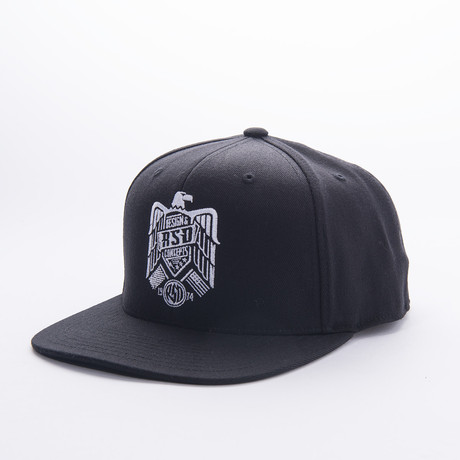 Eagle Concept Snapback // Black