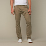 Leroy Straight // Camel (30WX32L)