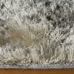 Silky Shag Rug // Champagne (2'-3"L x 8'-0"W)