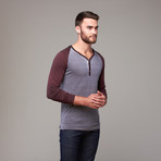 Kingston Henley // Charcoal (L)